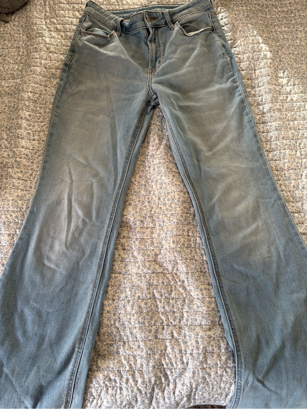 Light Blue Women's Old Navy Bootcut Jeans size 6
